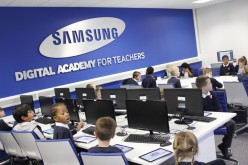 Year 2 take part in programming at Samsung Learning Hub