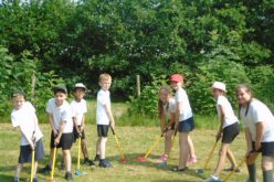 Year 4 take part in Mini Golf Tournament