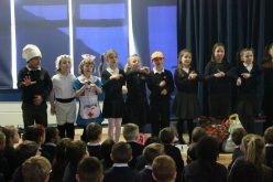 Video: Year 3 Mothers Day assembly
