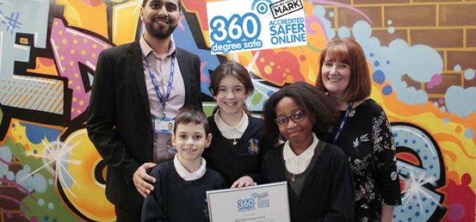 Bells Farm awarded online safety accreditation
