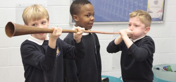 Photos: Year 3 visited the by History Man
